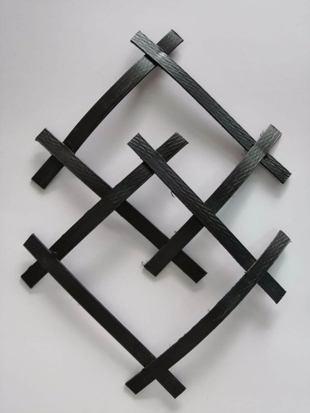 高強凸結點鋼塑土工格柵生產廠家